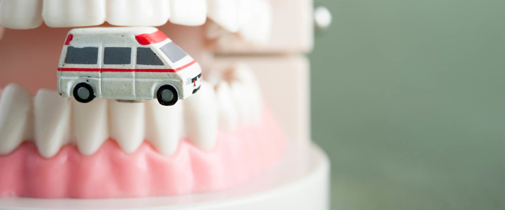 Can an Emergency Dentist Provide Me with a Temporary Filling on the Same Day of My Visit?